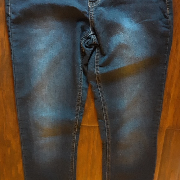 Pants - Picture 2 of 3